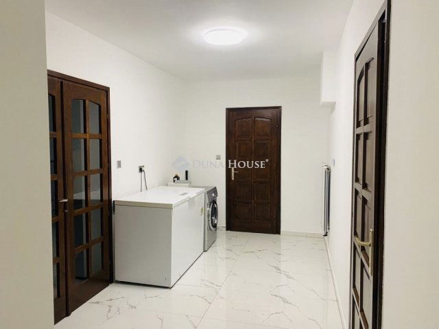 Eladó családi ház, Érden 199.5 M Ft, 3 szobás