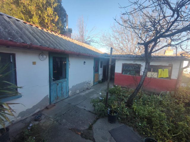 Eladó családi ház, Szegeden 69.9 M Ft, 3 szobás