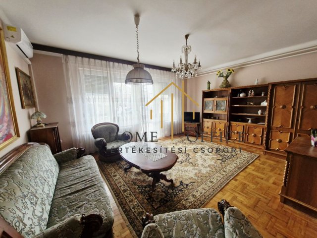 Eladó sorház, Nyíregyházán 69.9 M Ft, 6 szobás