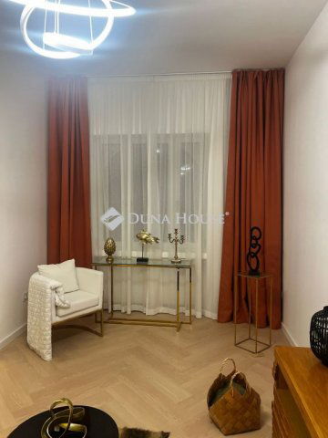 Eladó téglalakás, Budapesten, XIII. kerületben, Pannónia utcában