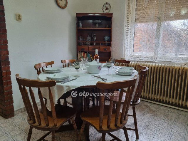 Eladó családi ház, Pásztón 37.9 M Ft, 3 szobás