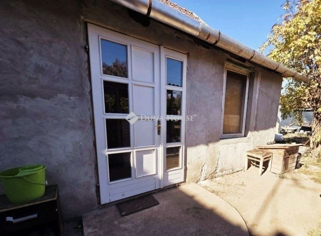 Eladó családi ház, Szegeden 58.9 M Ft, 4+2 szobás