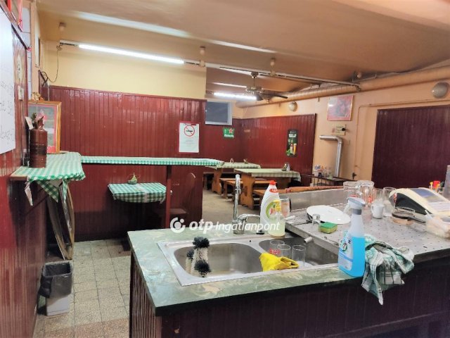 Eladó üzlethelyiség, Budapesten, IX. kerületben 39.99 M Ft