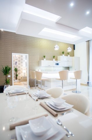 Kiadó téglalakás, albérlet, V. kerületben, Múzeum körúton