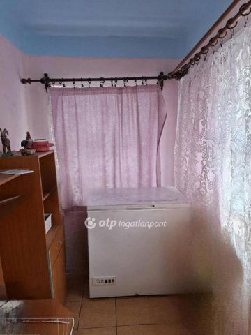 Eladó családi ház, Hajdúböszörményen 27.5 M Ft, 2 szobás