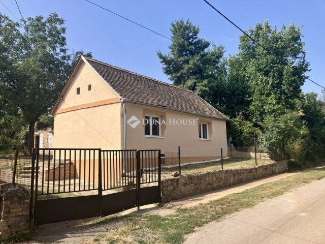 Eladó családi ház, Bodán 34.9 M Ft, 2 szobás