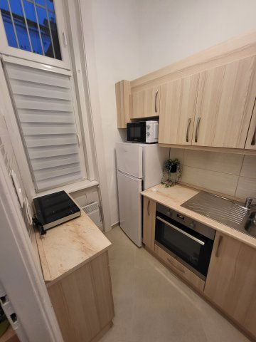 Kiadó téglalakás, albérlet, VI. kerületben, Lovag utcában