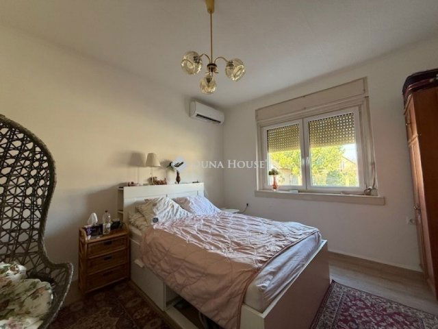 Eladó családi ház, Vecsésen 129.999 M Ft, 6 szobás