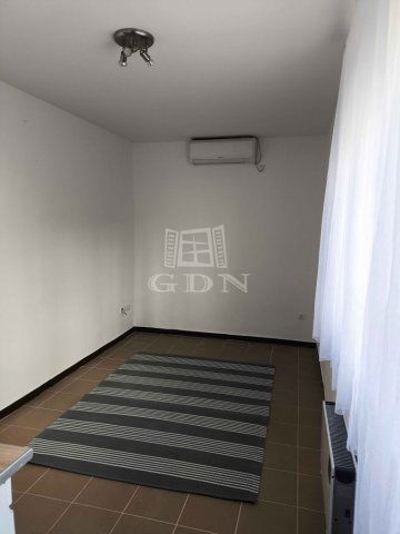 Eladó téglalakás, Budapesten, XIII. kerületben 33 M Ft, 1 szobás