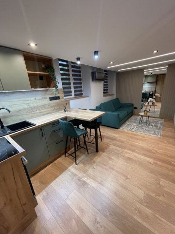 Eladó téglalakás, Budapesten, VI. kerületben, Eötvös utcában