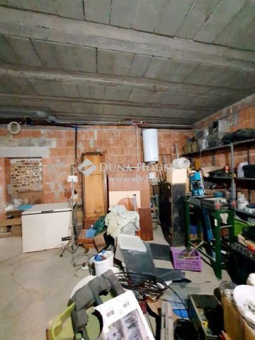 Eladó családi ház, Veresegyházon 149.9 M Ft, 2 szobás