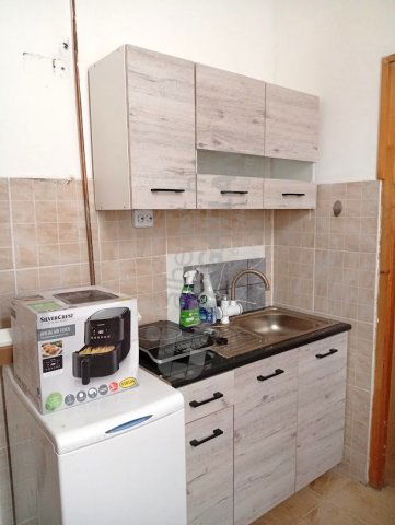 Kiadó téglalakás, albérlet, VII. kerületben, Nefelejcs utcában