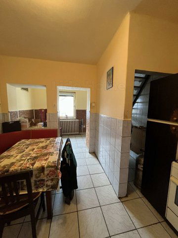 Eladó családi ház, Bakonynánán 45 M Ft, 4 szobás