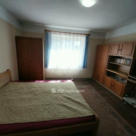 Eladó családi ház, Újfehértón 27 M Ft, 2 szobás