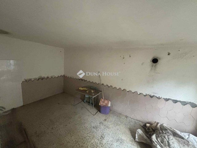 Eladó nyaraló, Abaligeten 24.9 M Ft, 3 szobás