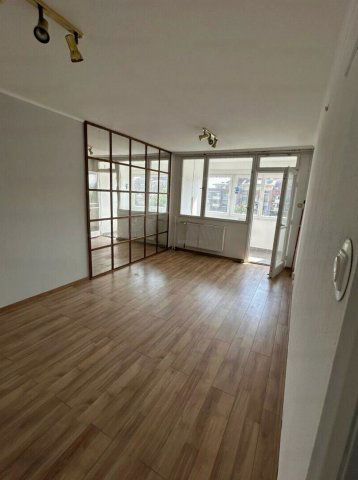 Kiadó téglalakás, albérlet, XI. kerületben, Allende parkban