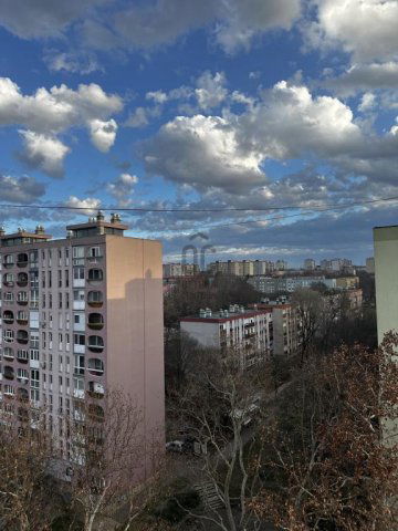 Eladó panellakás, Pécsett 39.9 M Ft, 3 szobás