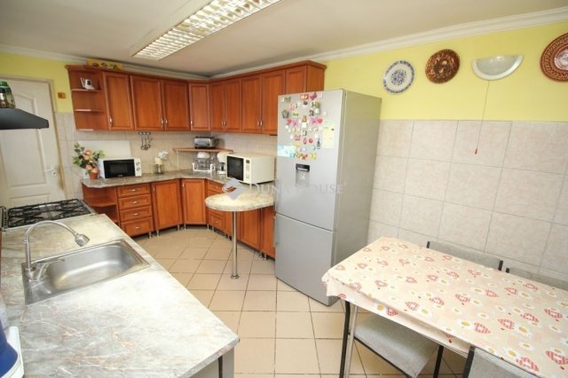 Eladó családi ház, Kecskeméten 26.9 M Ft, 2 szobás