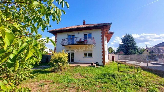 Eladó családi ház, Zamárdiban, Lázár Vilmos utcában 169 M Ft