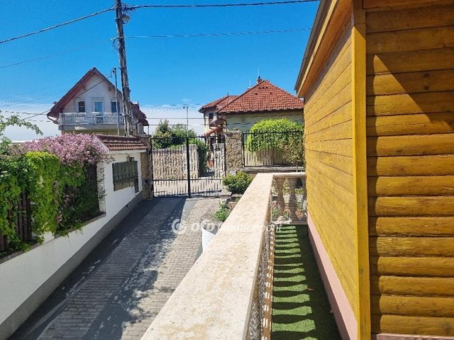 Eladó téglalakás, Budapesten, XI. kerületben 298 M Ft, 3 szobás