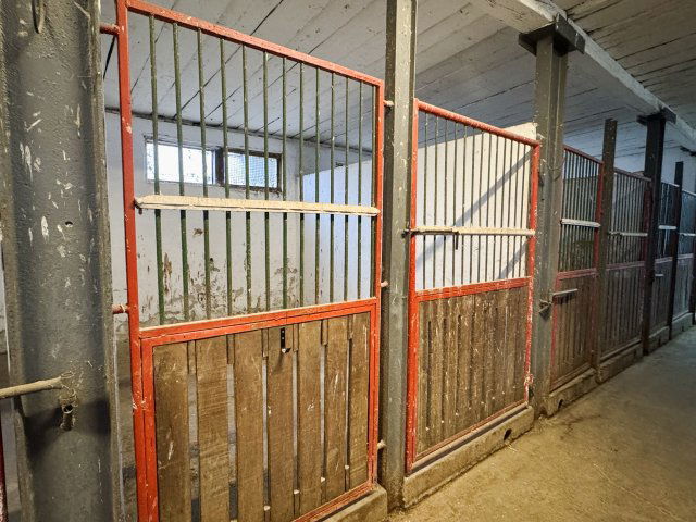 Kiadó mezogazdasagi ingatlan, Fóton 700 E Ft / hó