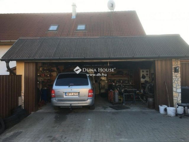 Eladó téglalakás, Halásztelken 75 M Ft, 4 szobás