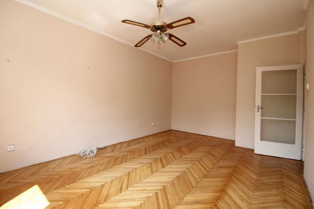 Eladó téglalakás, Tatabányán 34.9 M Ft, 2 szobás