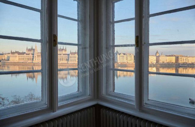 Kiadó téglalakás, albérlet, I. kerületben, Bem rakparton