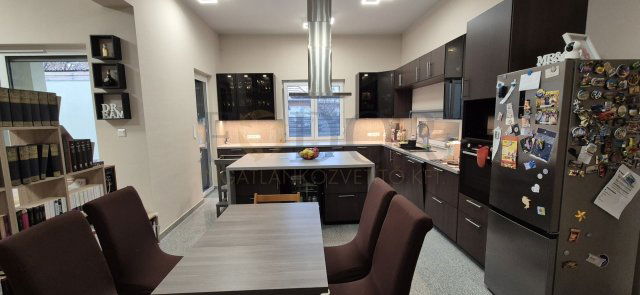 Eladó családi ház, Budapesten, XX. kerületben 239.9 M Ft