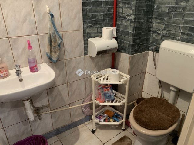 Eladó családi ház, Őrbottyánban 145 M Ft, 4 szobás