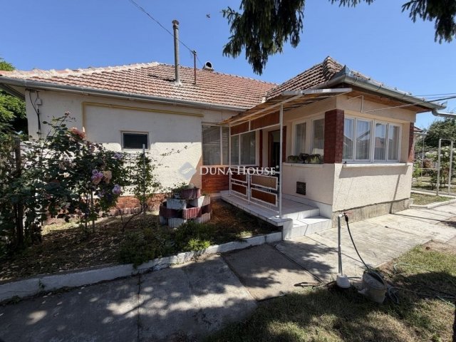 Eladó családi ház, Gyulán 59 M Ft, 3 szobás
