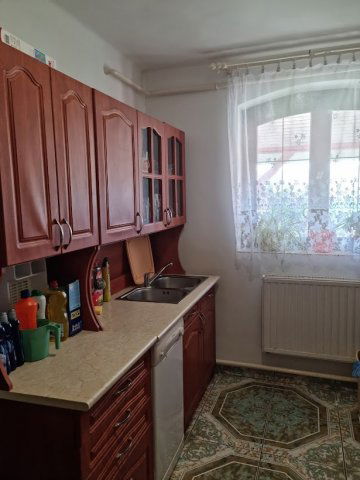 Eladó családi ház, Komlón 49.9 M Ft, 6+1 szobás