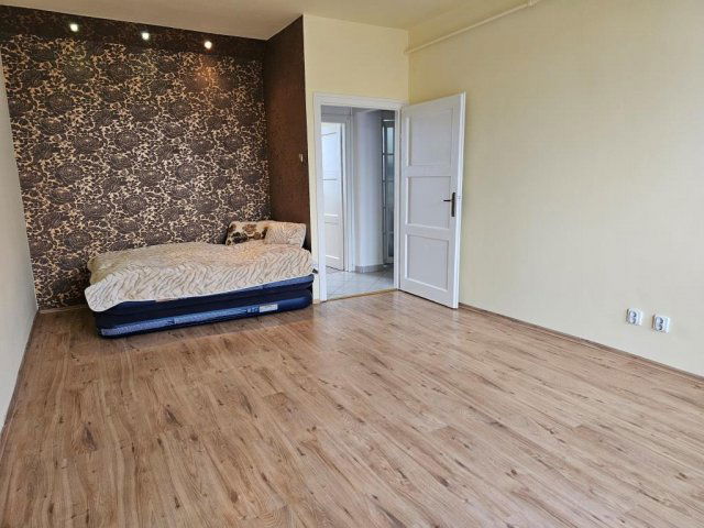 Eladó téglalakás, Kaposváron, Arany János közben 35.5 M Ft