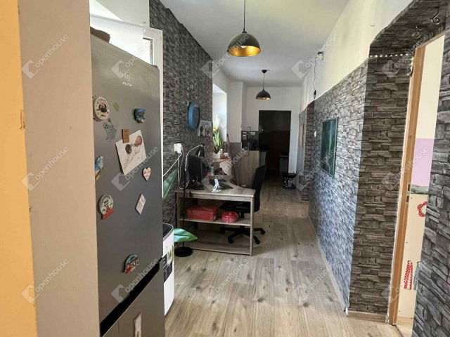 Eladó téglalakás, Nagycenken 41.9 M Ft, 3 szobás