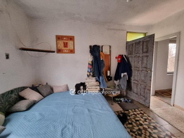 Eladó családi ház, Külsővaton 7.5 M Ft, 2 szobás