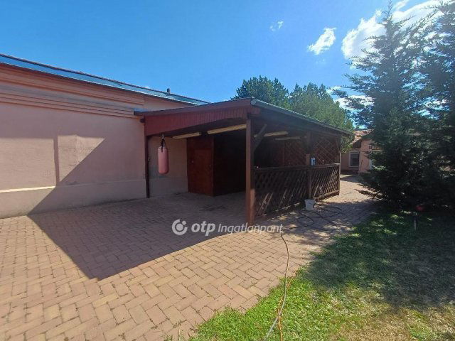 Eladó családi ház, Budapesten, XX. kerületben 175 M Ft
