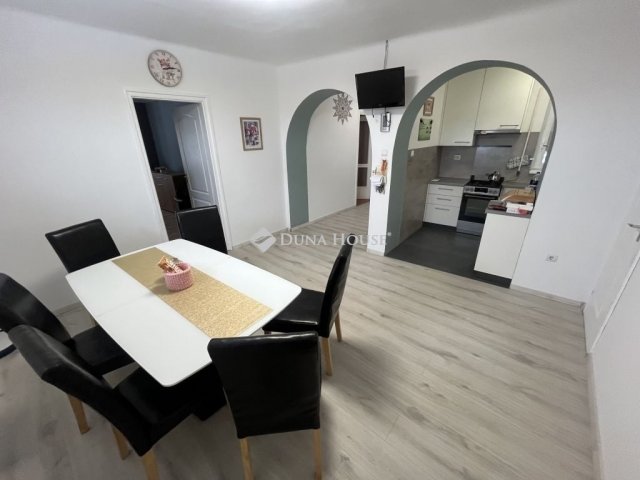 Eladó családi ház, Pilisen 85.9 M Ft, 3 szobás