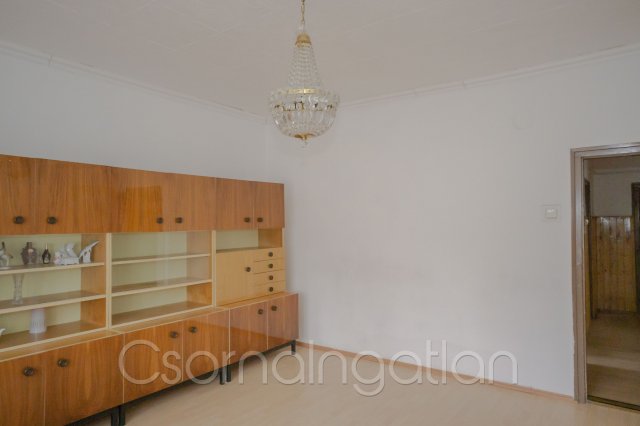 Eladó családi ház, Jobaházán 36.9 M Ft, 2 szobás