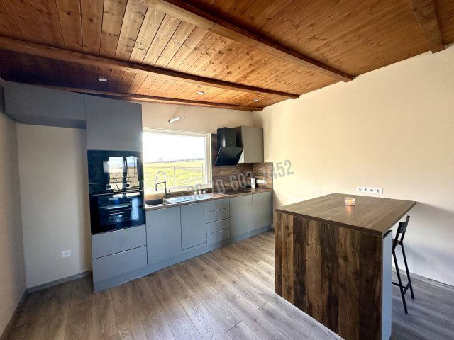 Eladó családi ház, Váchartyánon 75.9 M Ft, 2 szobás