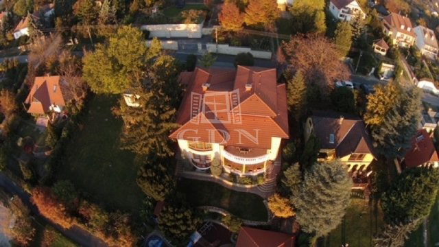 Eladó családi ház, Fonyódon 344.9 M Ft, 6 szobás