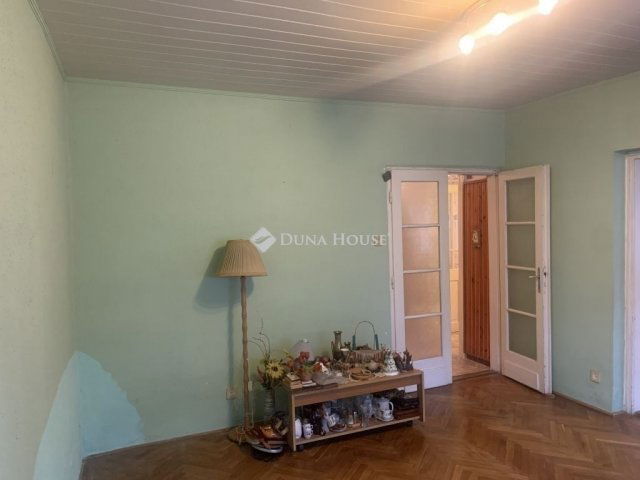 Eladó családi ház, Budapesten, XVIII. kerületben 76.9 M Ft