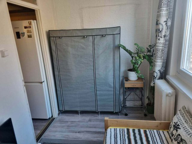 Eladó panellakás, Tatabányán 30.4 M Ft, 1+1 szobás