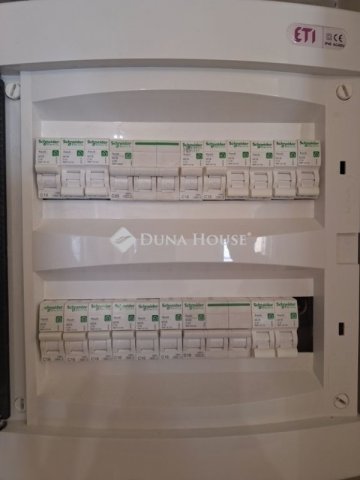 Eladó családi ház, Budapesten, XXI. kerületben 59 M Ft, 3 szobás