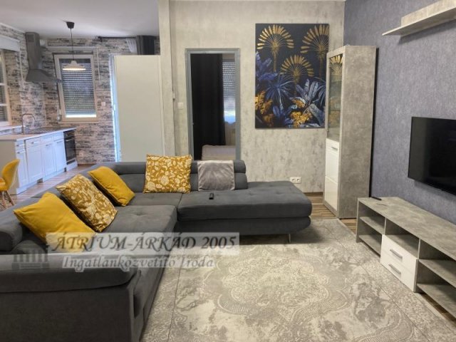 Kiadó téglalakás, albérlet, Diósdon 260 E Ft / hó, 3 szobás