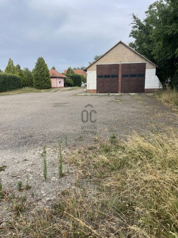 Eladó ipari ingatlan, Kőröstetétlenen 49 M Ft