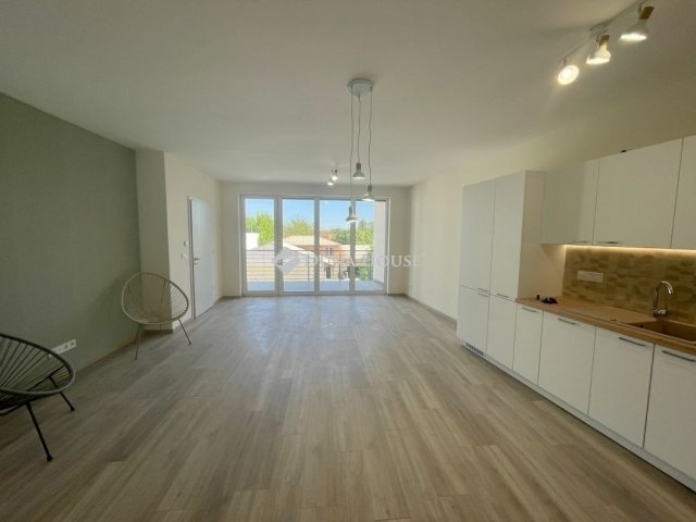 Eladó téglalakás, Kecskeméten 89.9 M Ft, 4 szobás