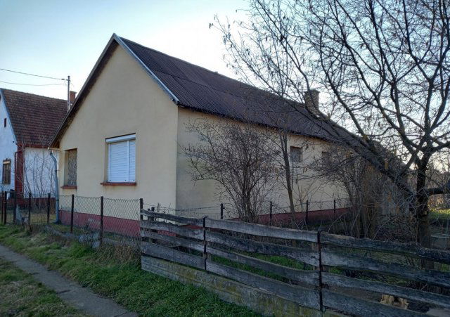 Eladó családi ház, Nádudvaron, Rákóczi Ferenc utcában