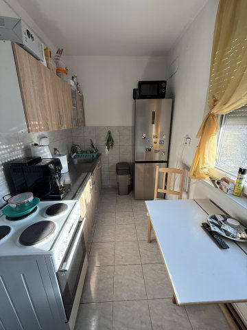 Eladó panellakás, Tatabányán 38.9 M Ft, 2 szobás