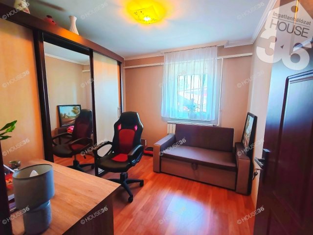 Eladó családi ház, Jakabszálláson 99.8 M Ft, 4 szobás