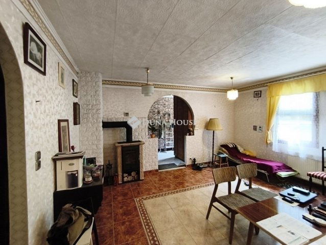 Eladó családi ház, Szigetszentmiklóson 89.4 M Ft, 5 szobás